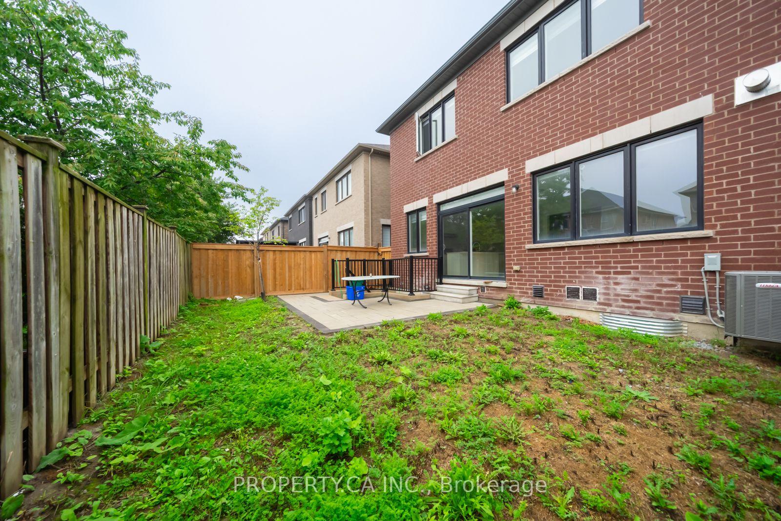 17 Jinnah Avenue