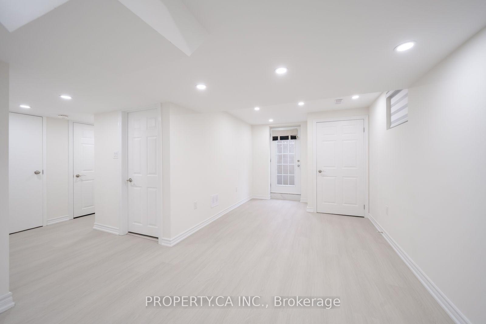 17 Jinnah Avenue