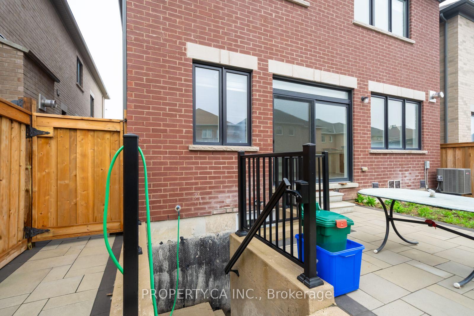 17 Jinnah Avenue