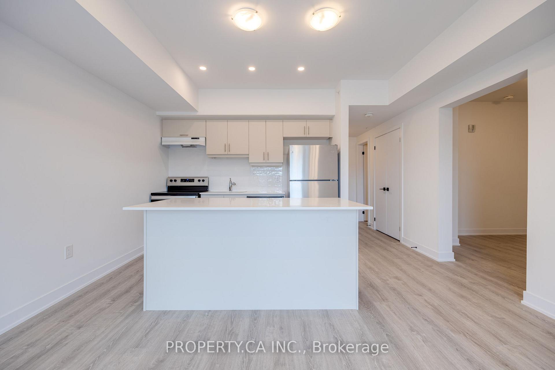 8 Culinary Lane W 210