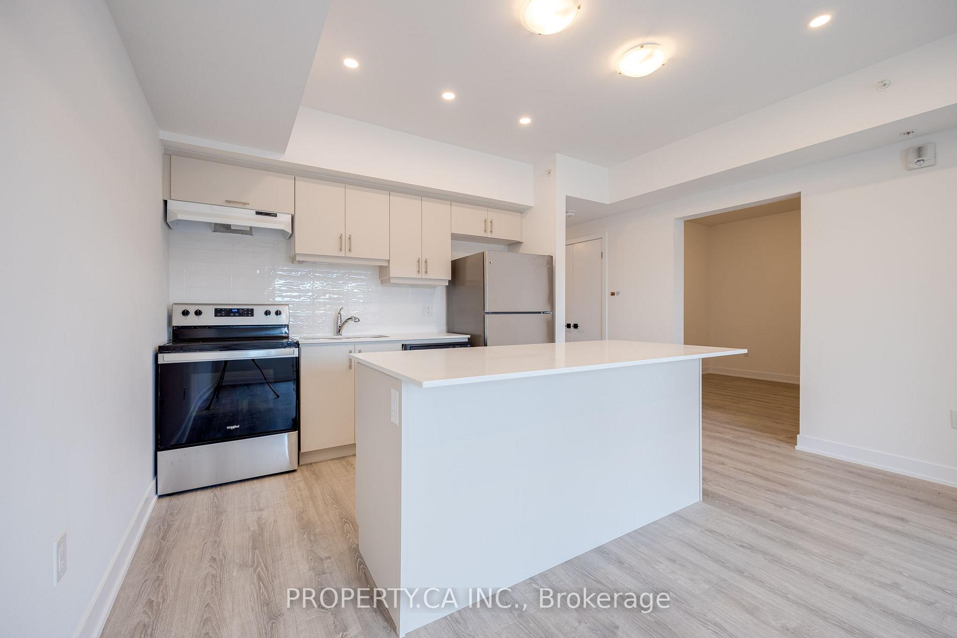 8 Culinary Lane W 210