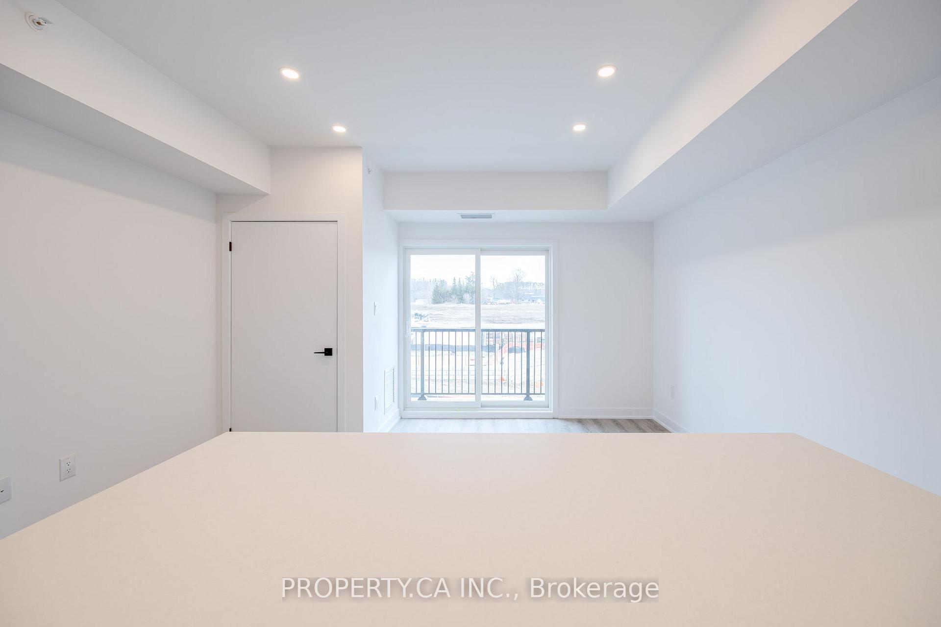8 Culinary Lane W 210