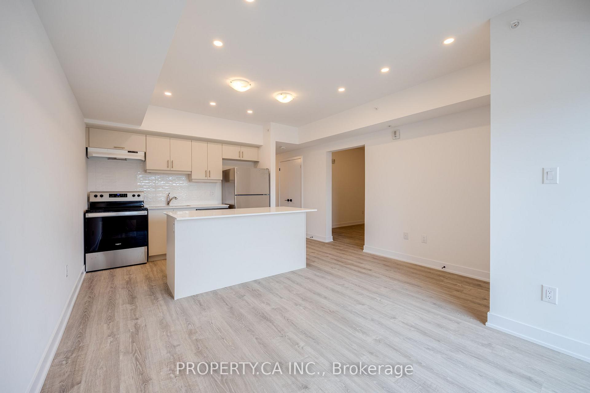 8 Culinary Lane W 210