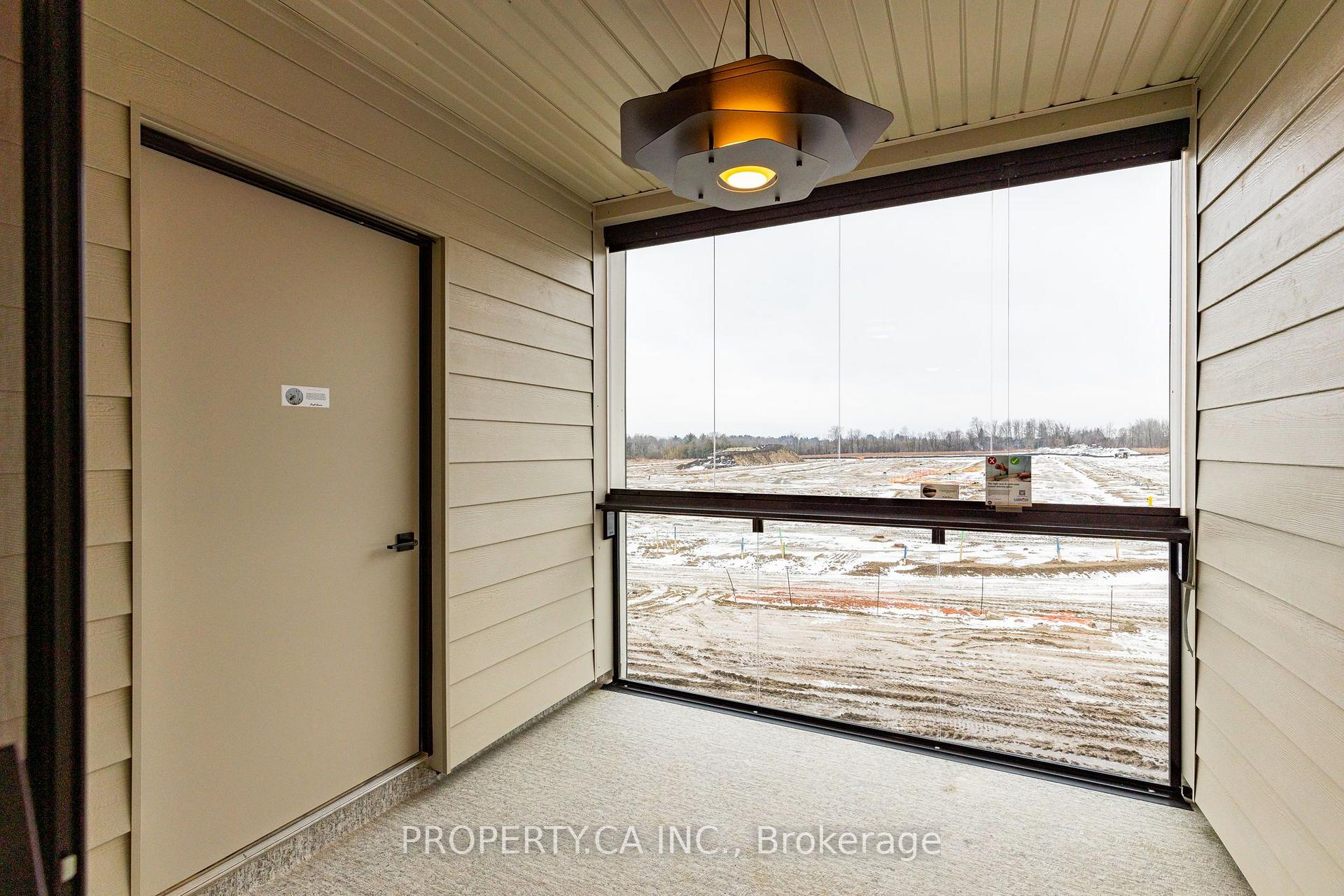 15 Kneeshaw Drive 205