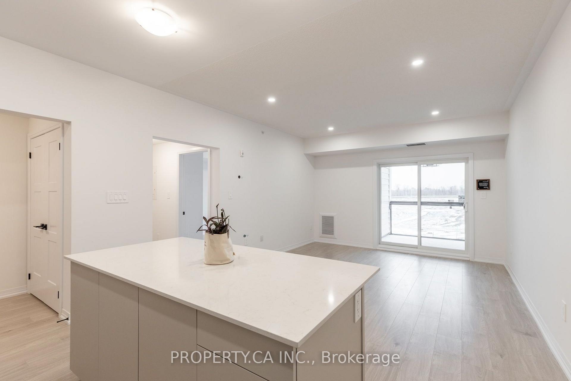 15 Kneeshaw Drive 205