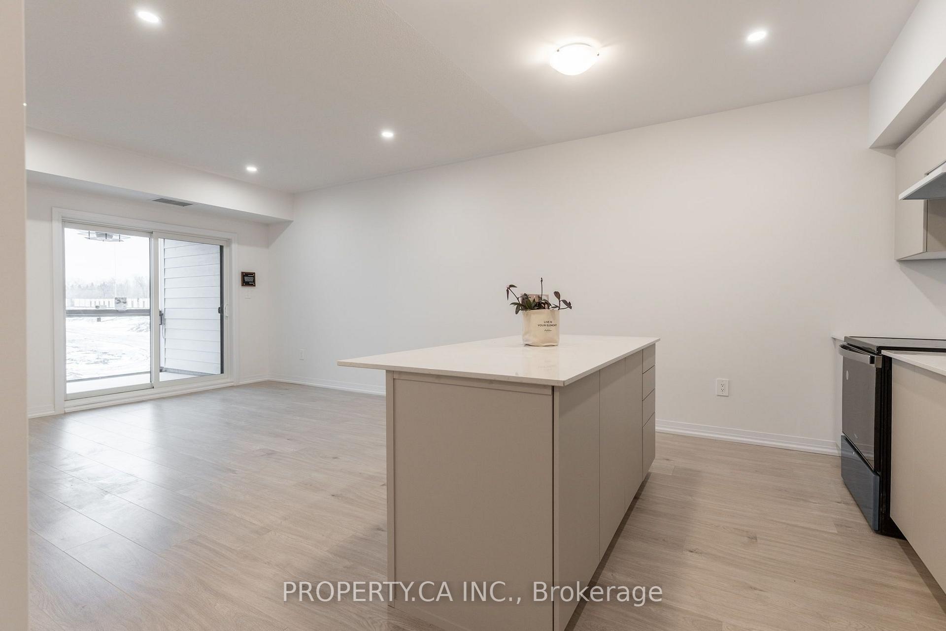 15 Kneeshaw Drive 205