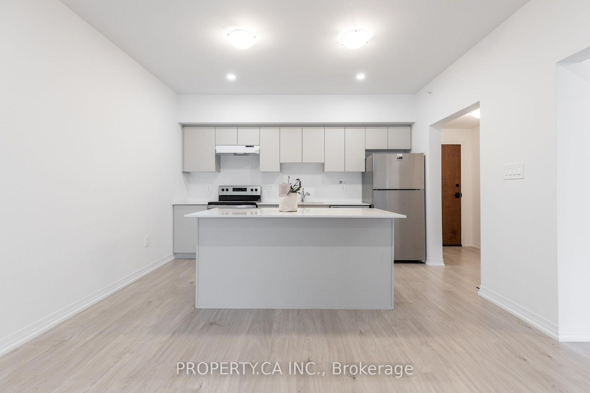 15 Kneeshaw Drive 205