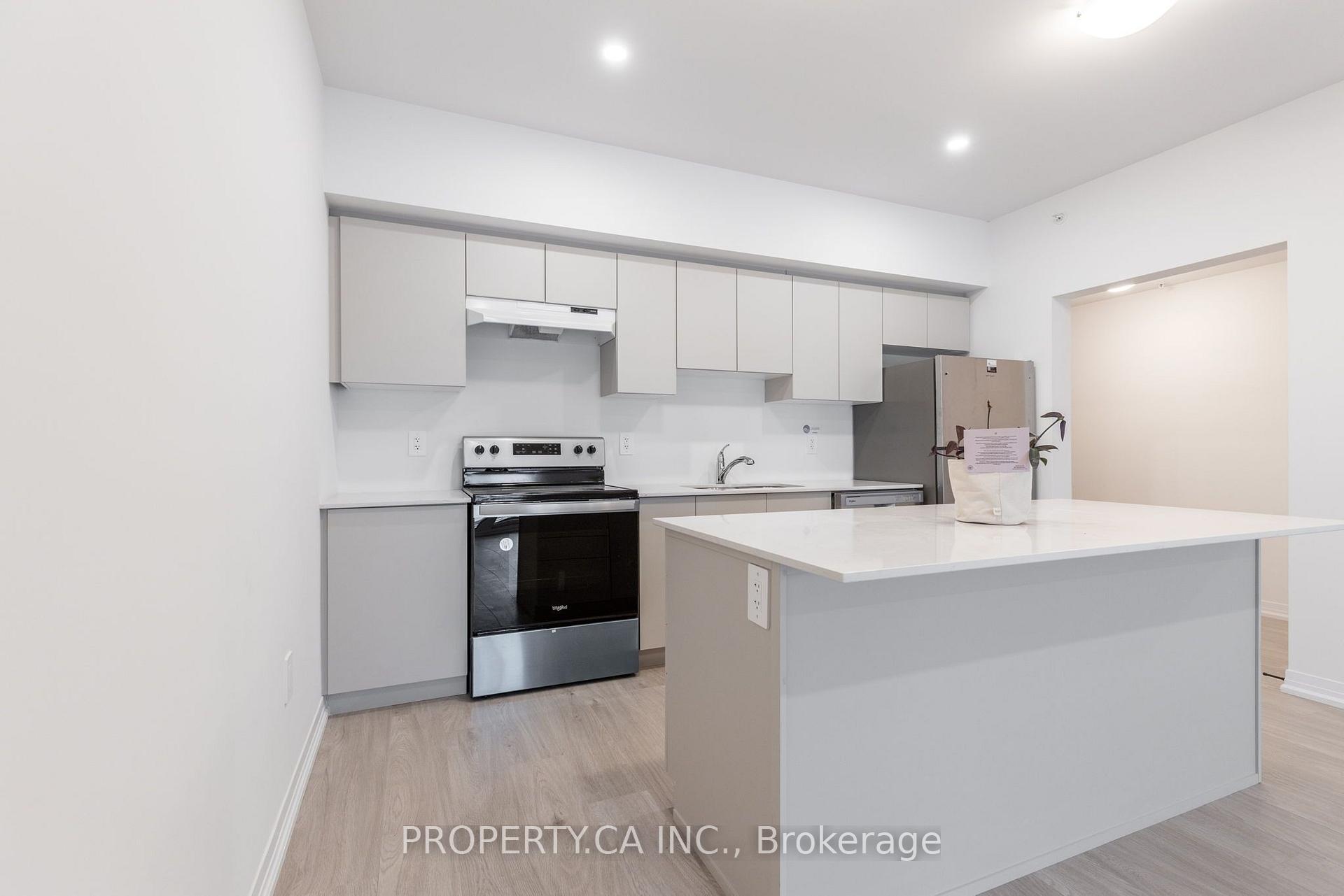 15 Kneeshaw Drive 205
