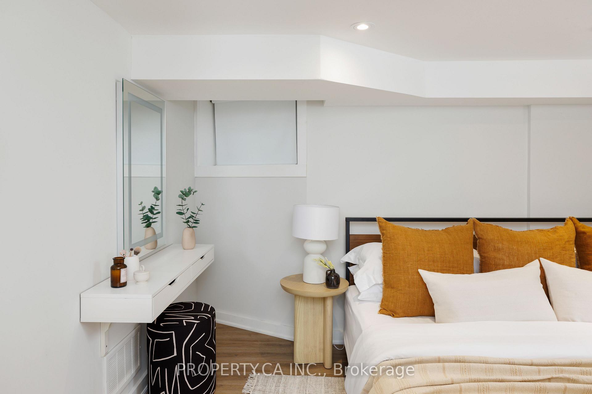 79 Macdonell Avenue