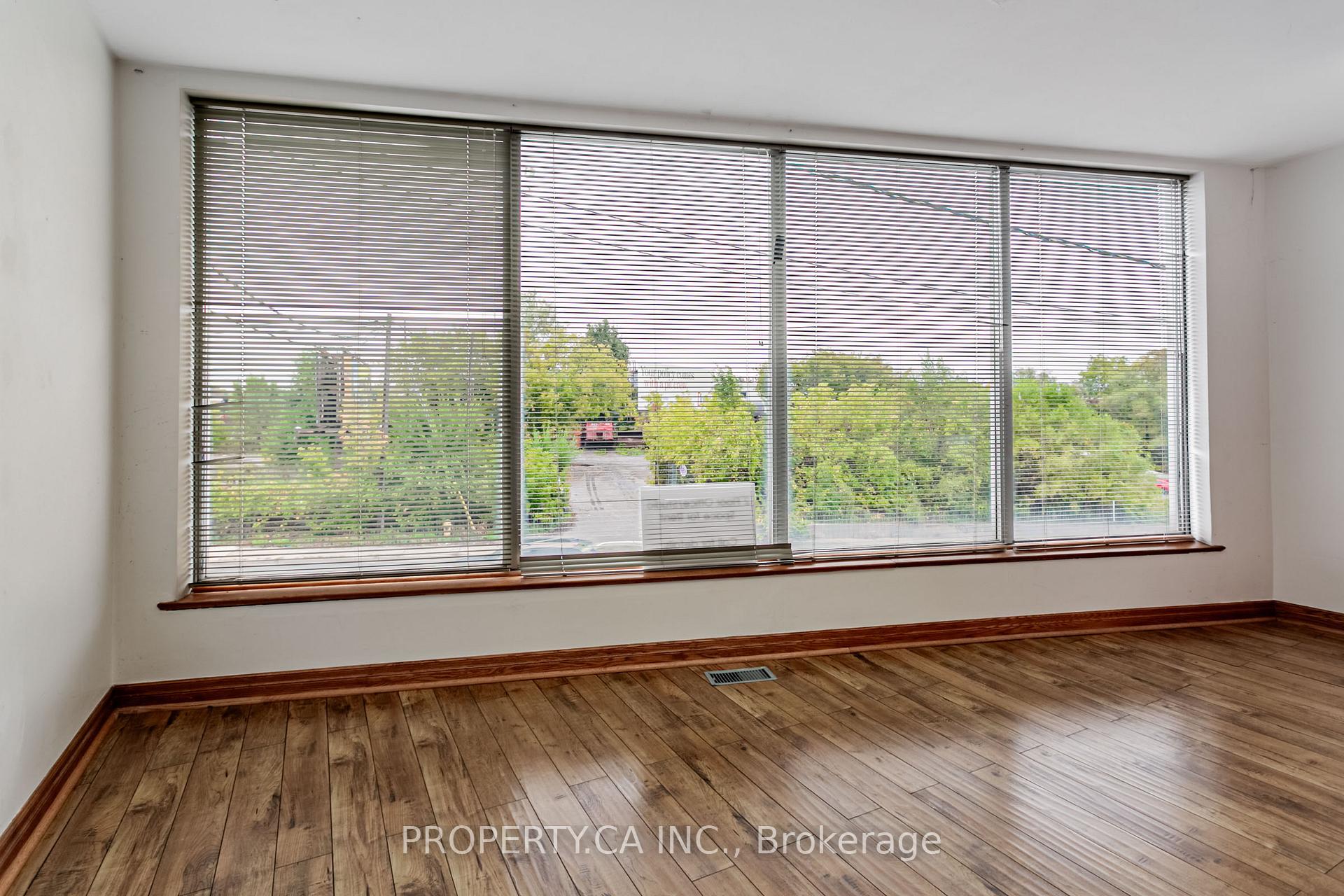 3581a Dundas Street W Second Floor