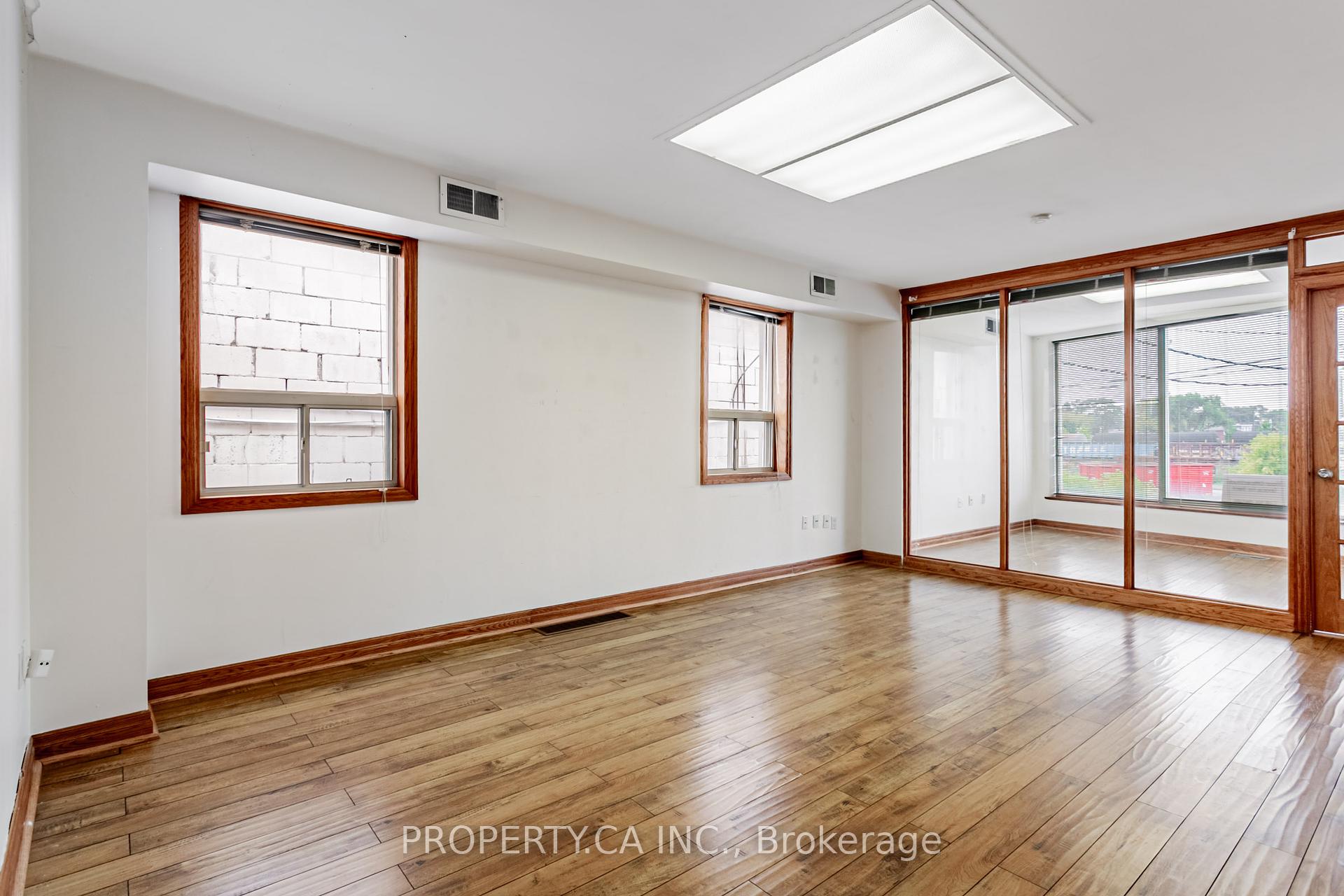 3581a Dundas Street W Second Floor