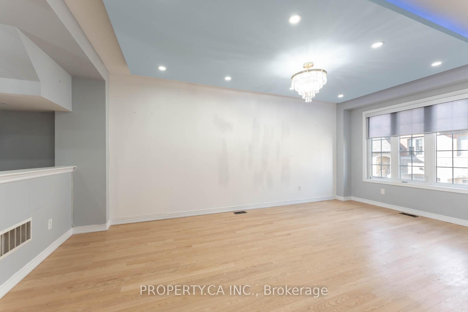 47 Sea Drifter Crescent