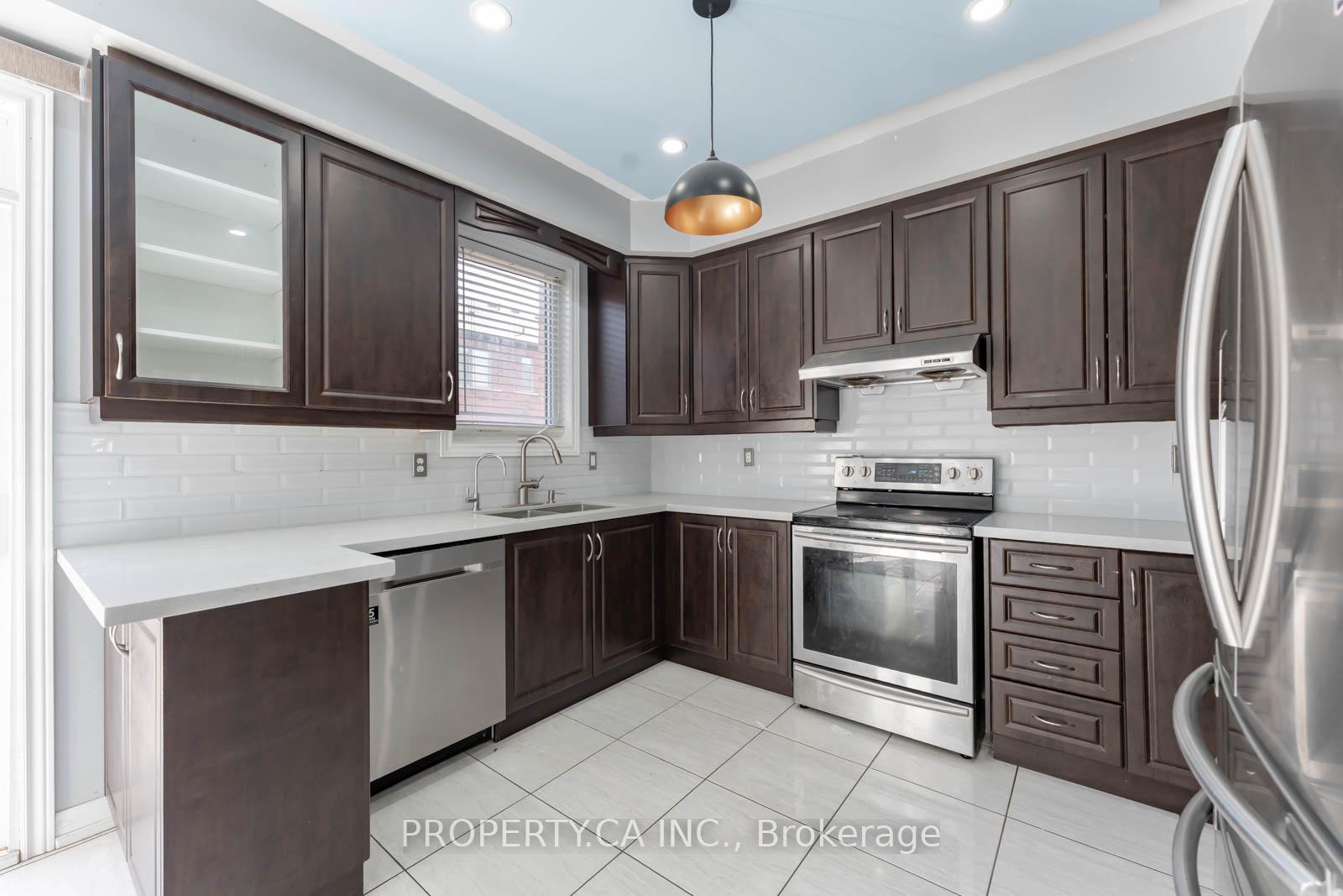 47 Sea Drifter Crescent