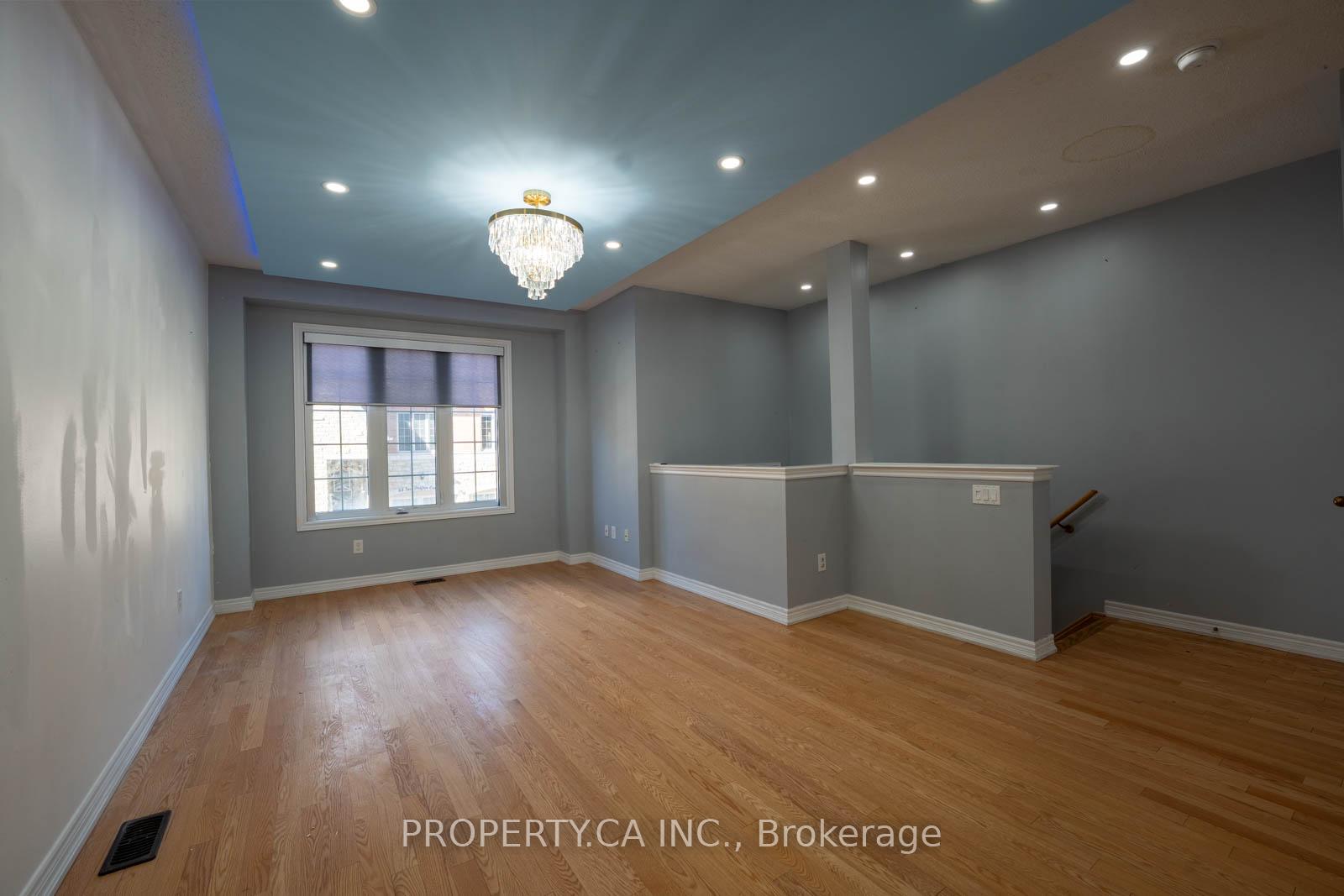 47 Sea Drifter Crescent