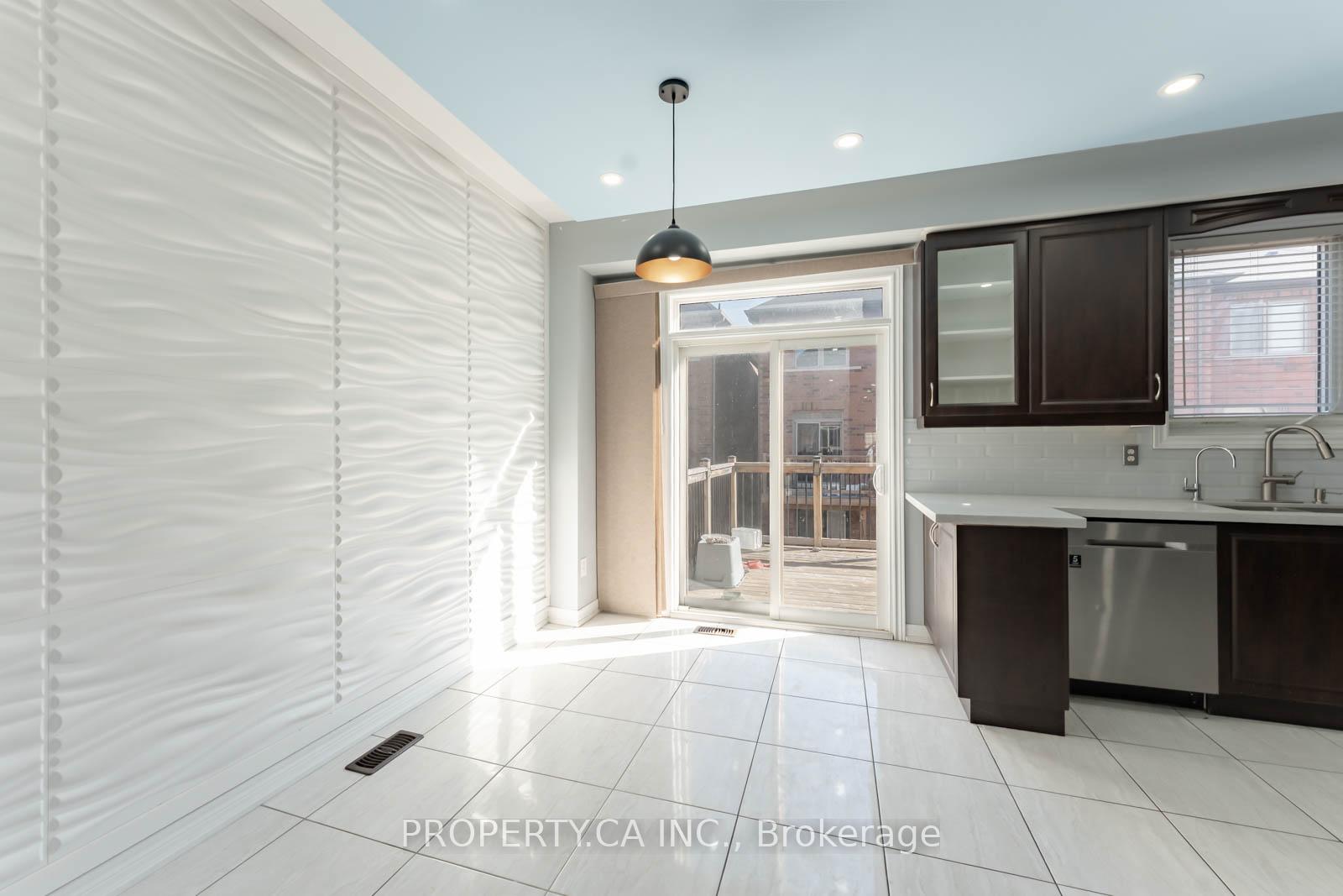 47 Sea Drifter Crescent