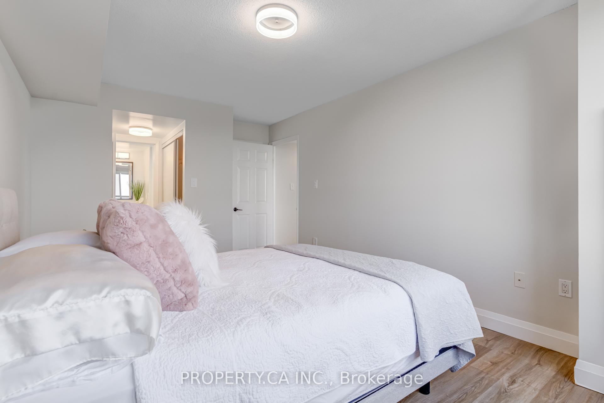 1271 Walden Circle 1201