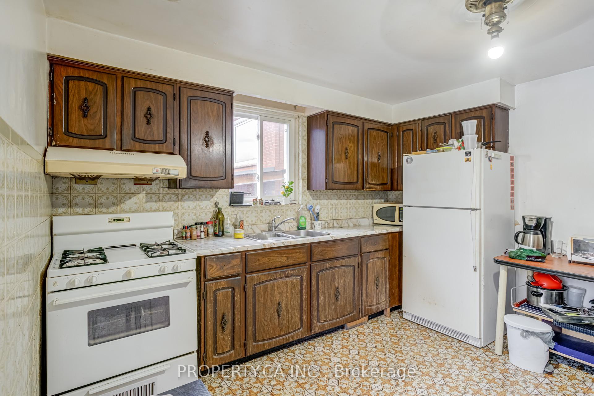 158 Hallam Street Main Rm 3