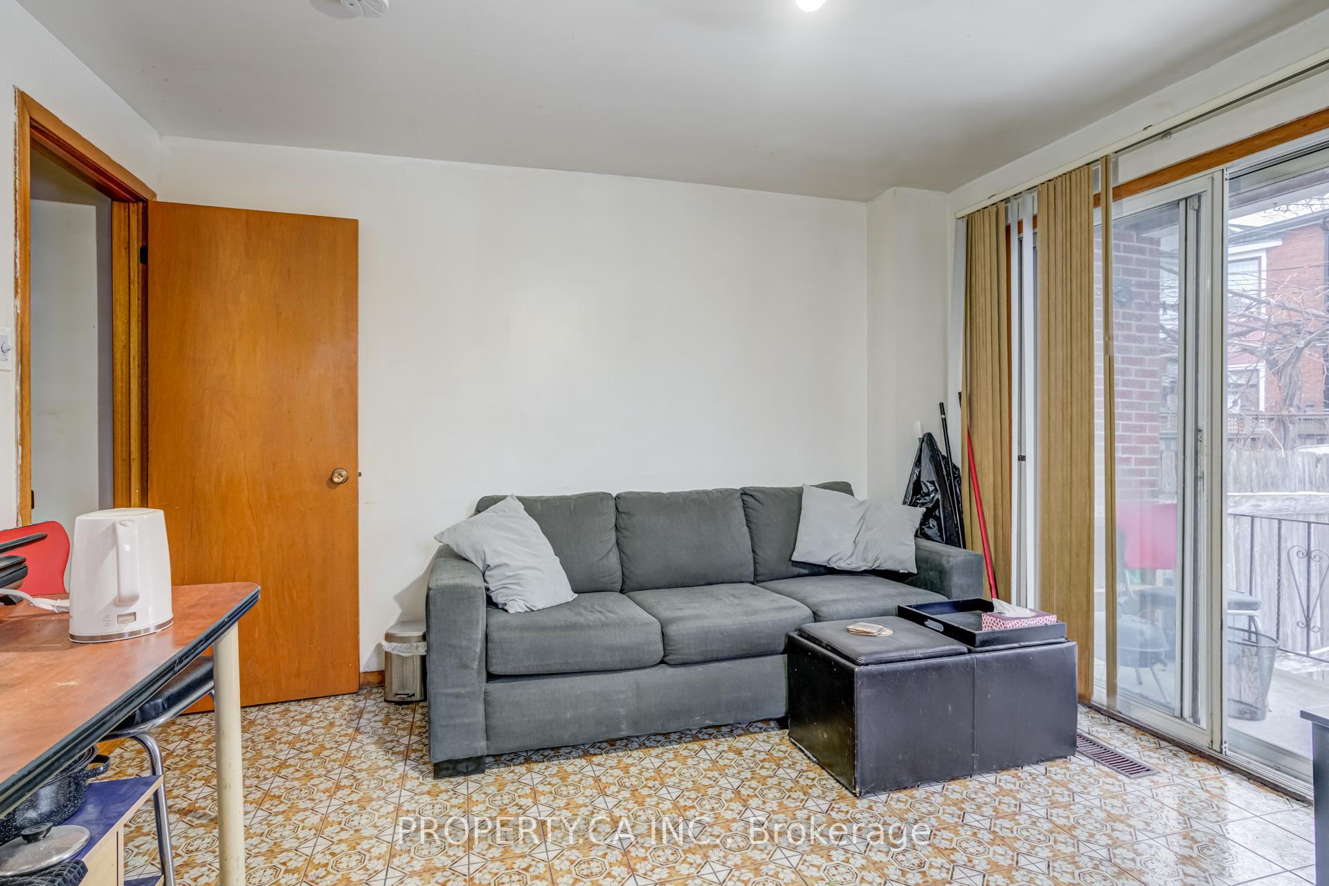 158 Hallam Street Main Rm 3