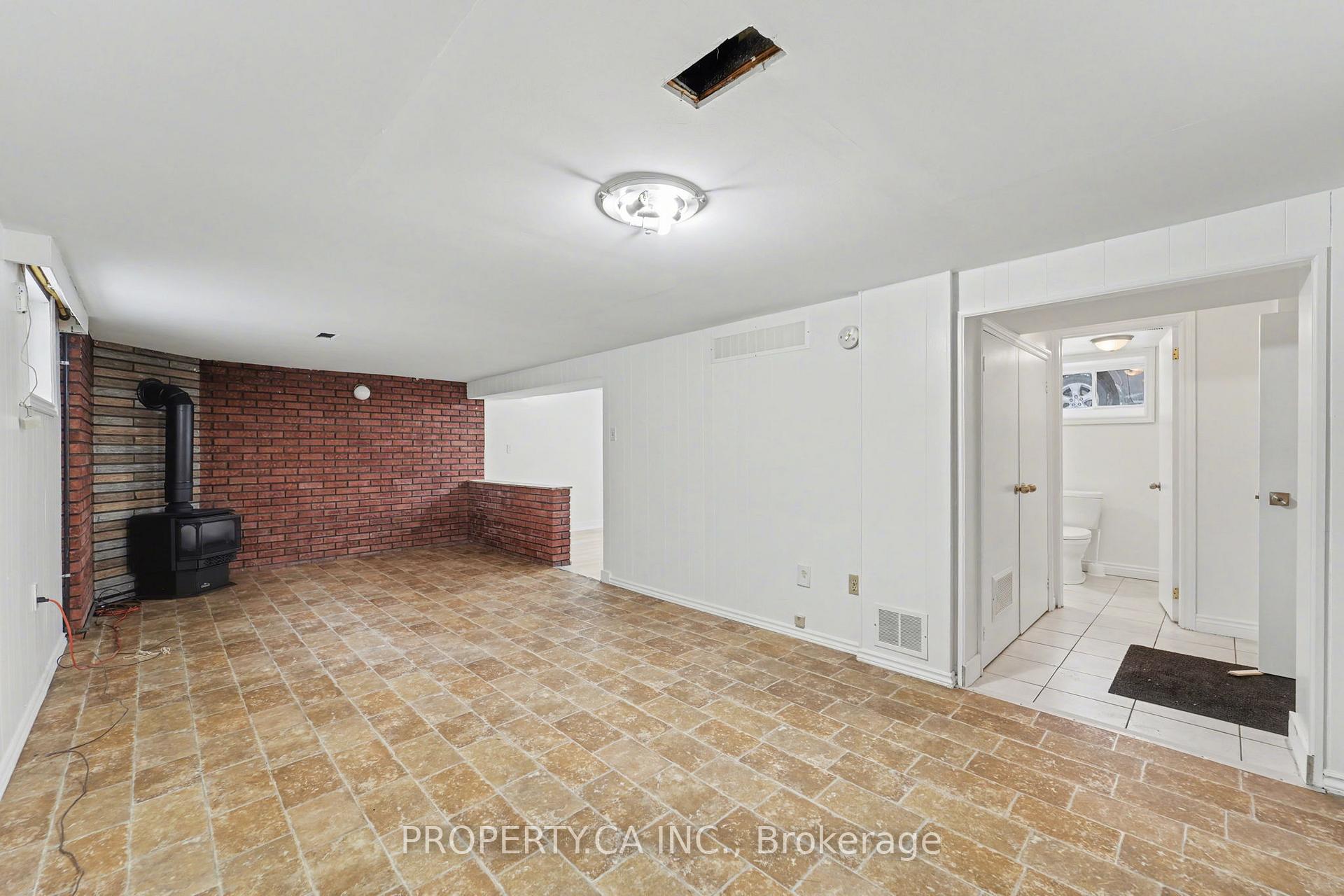 47 Hadrian Drive Basement