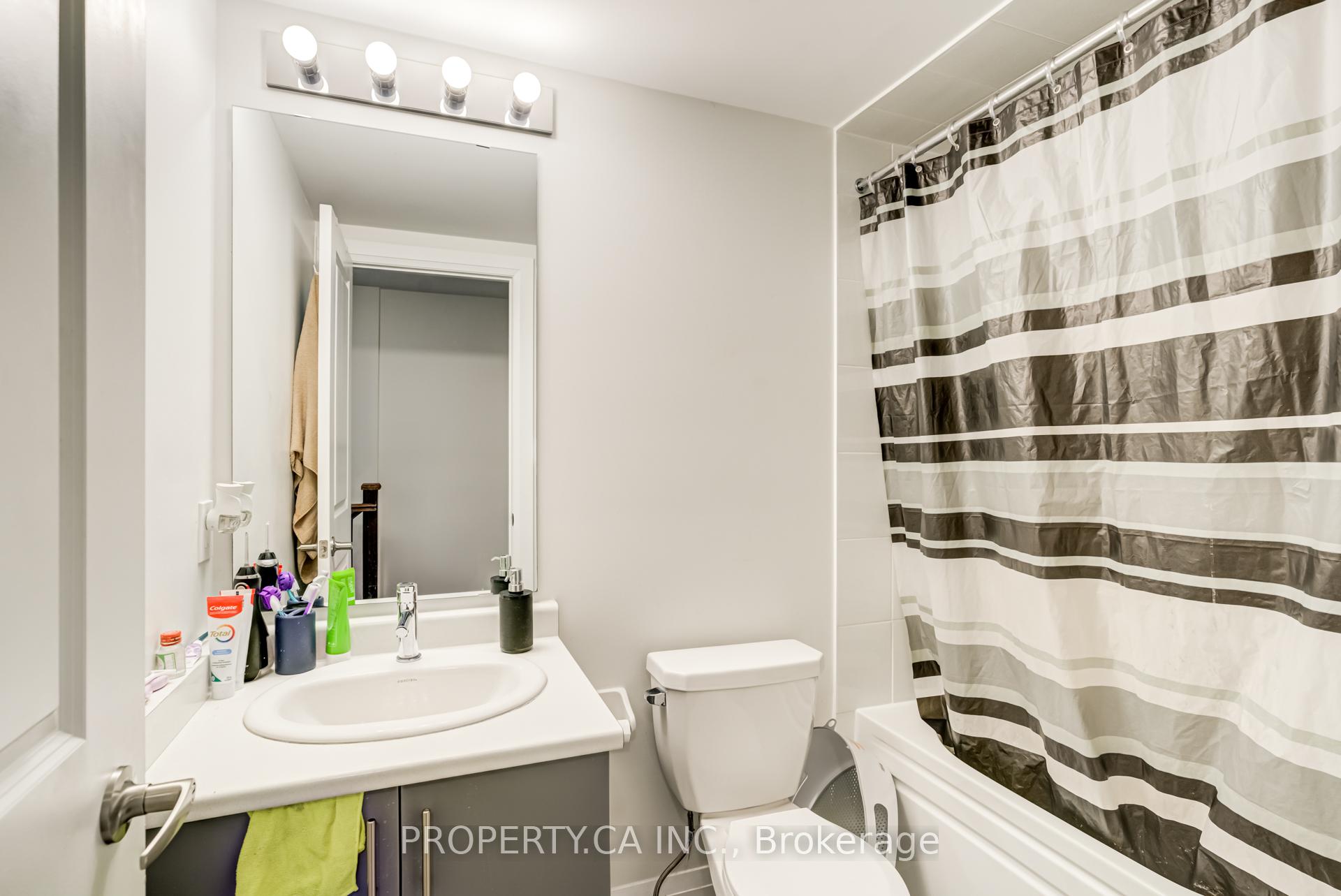 1776A Lawrence Avenue W 2