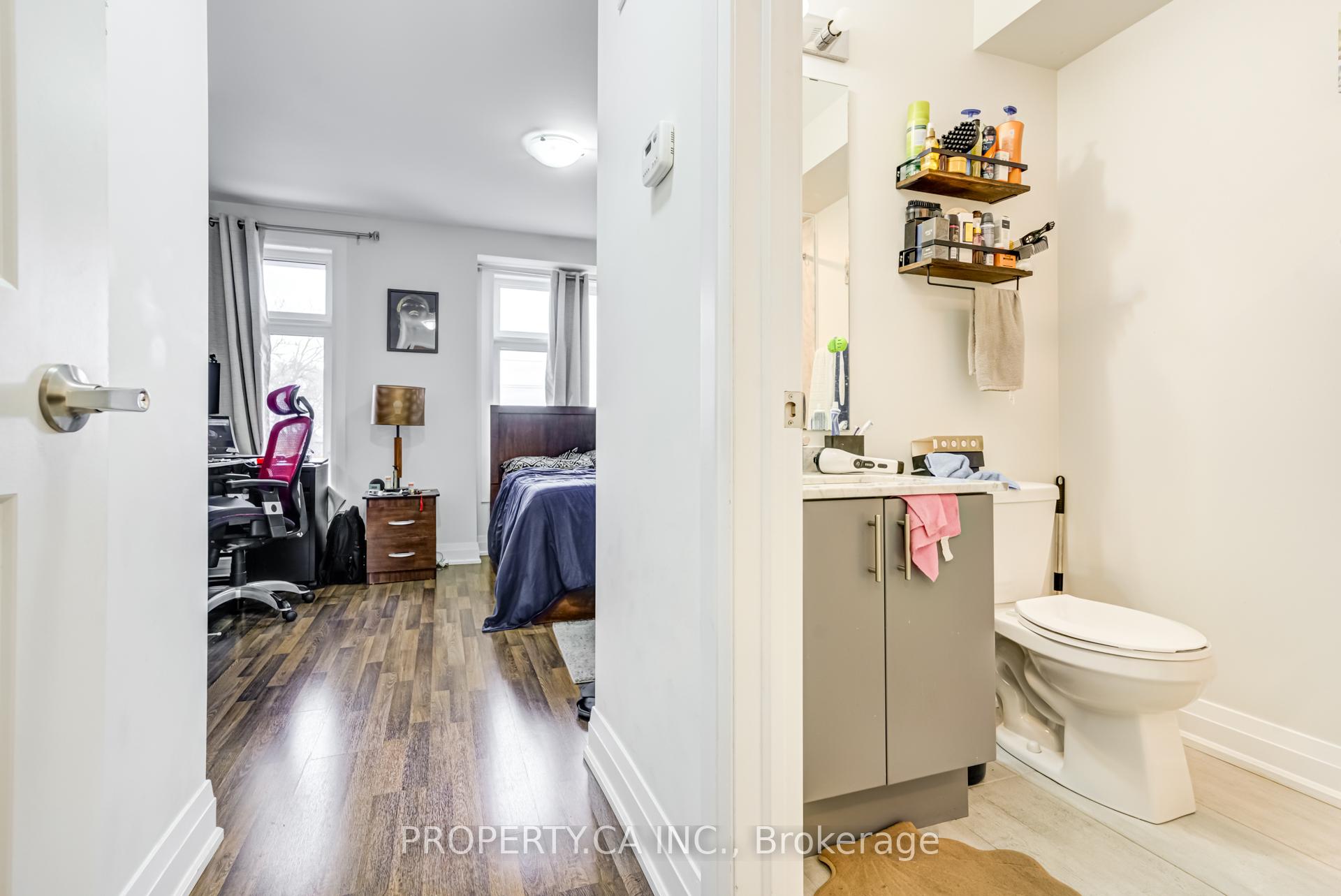 1776A Lawrence Avenue W 2