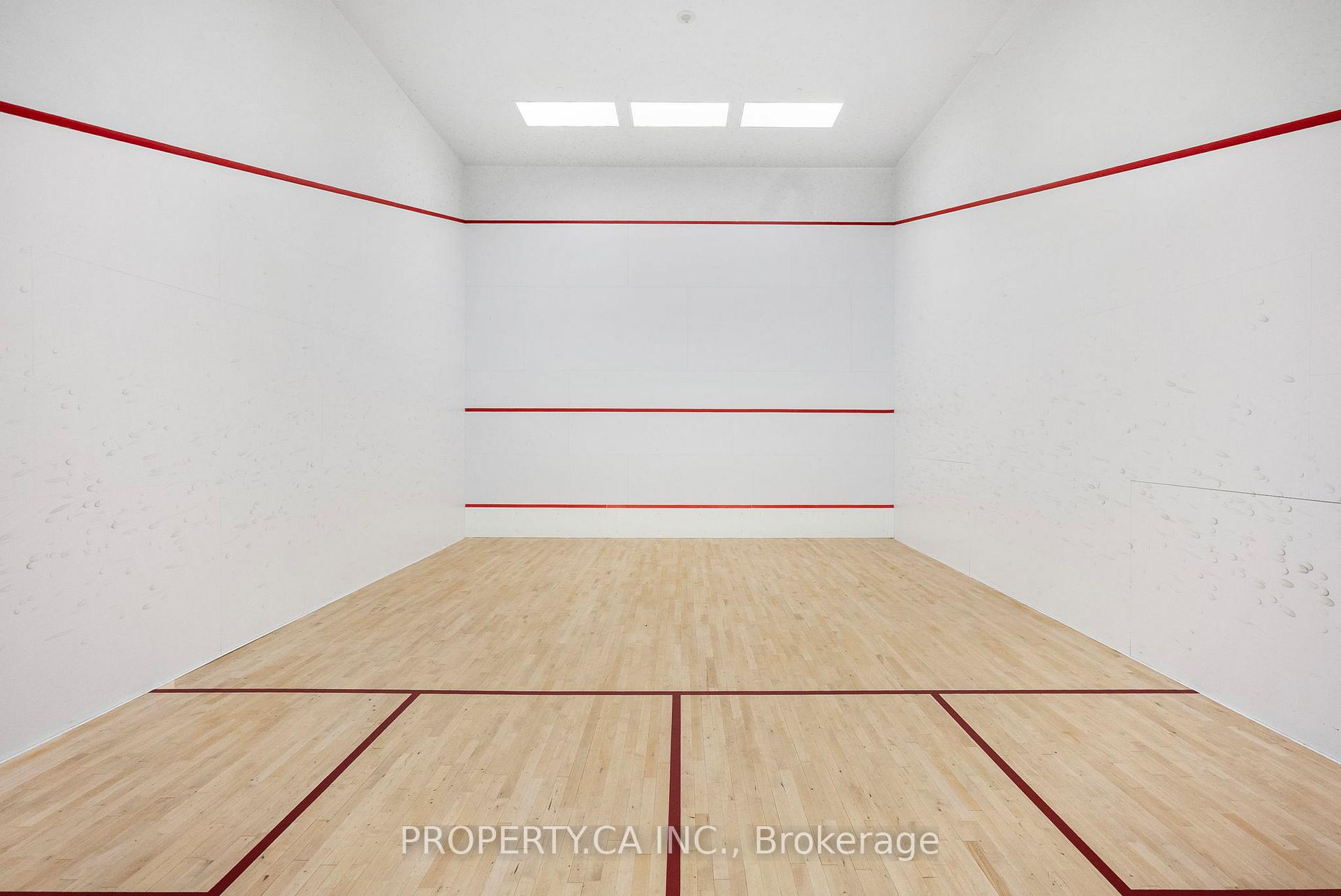 90 Park Lawn Road 1211