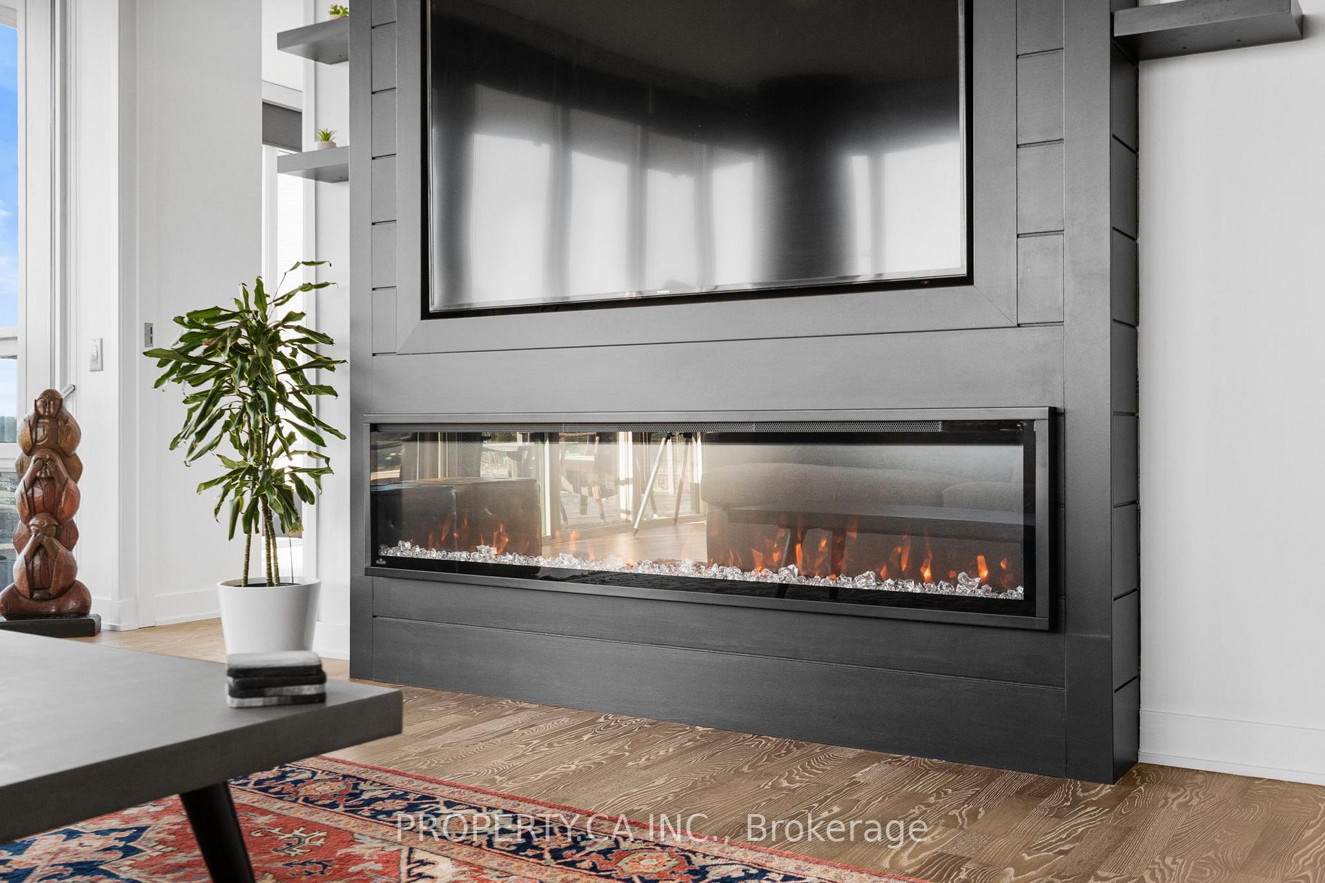 90 Park Lawn Road 1211