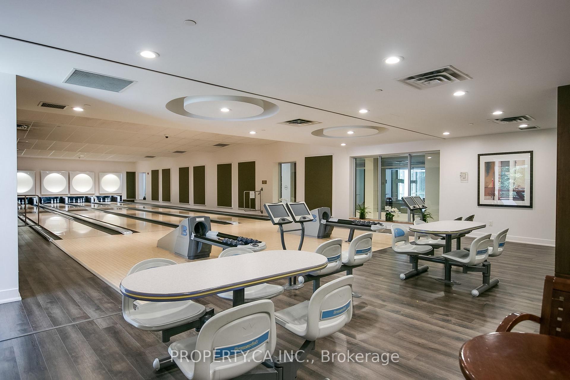 3880 Duke Of York Boulevard 2804