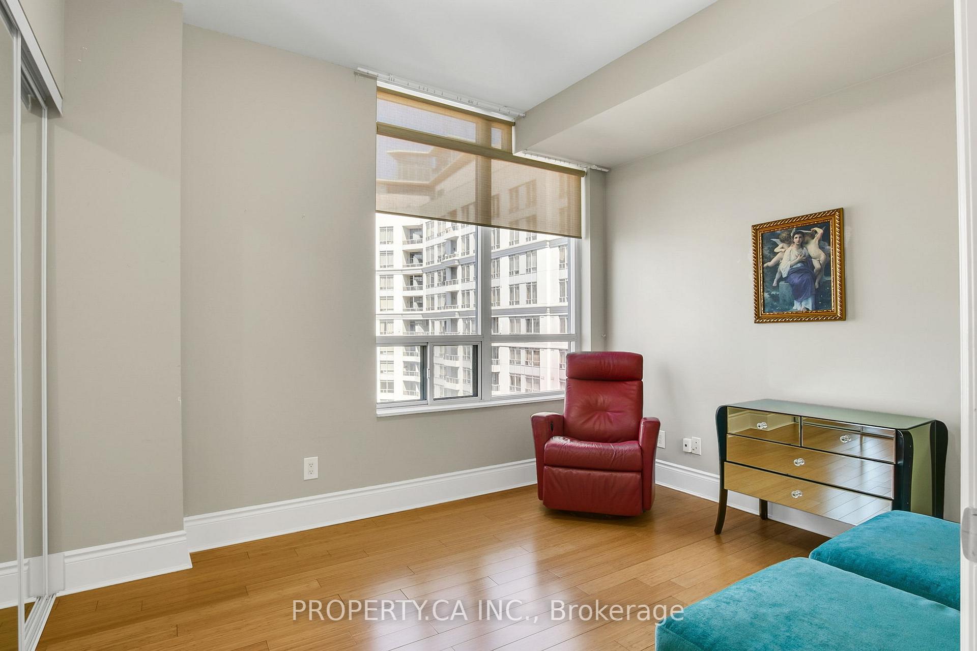 3880 Duke Of York Boulevard 2804