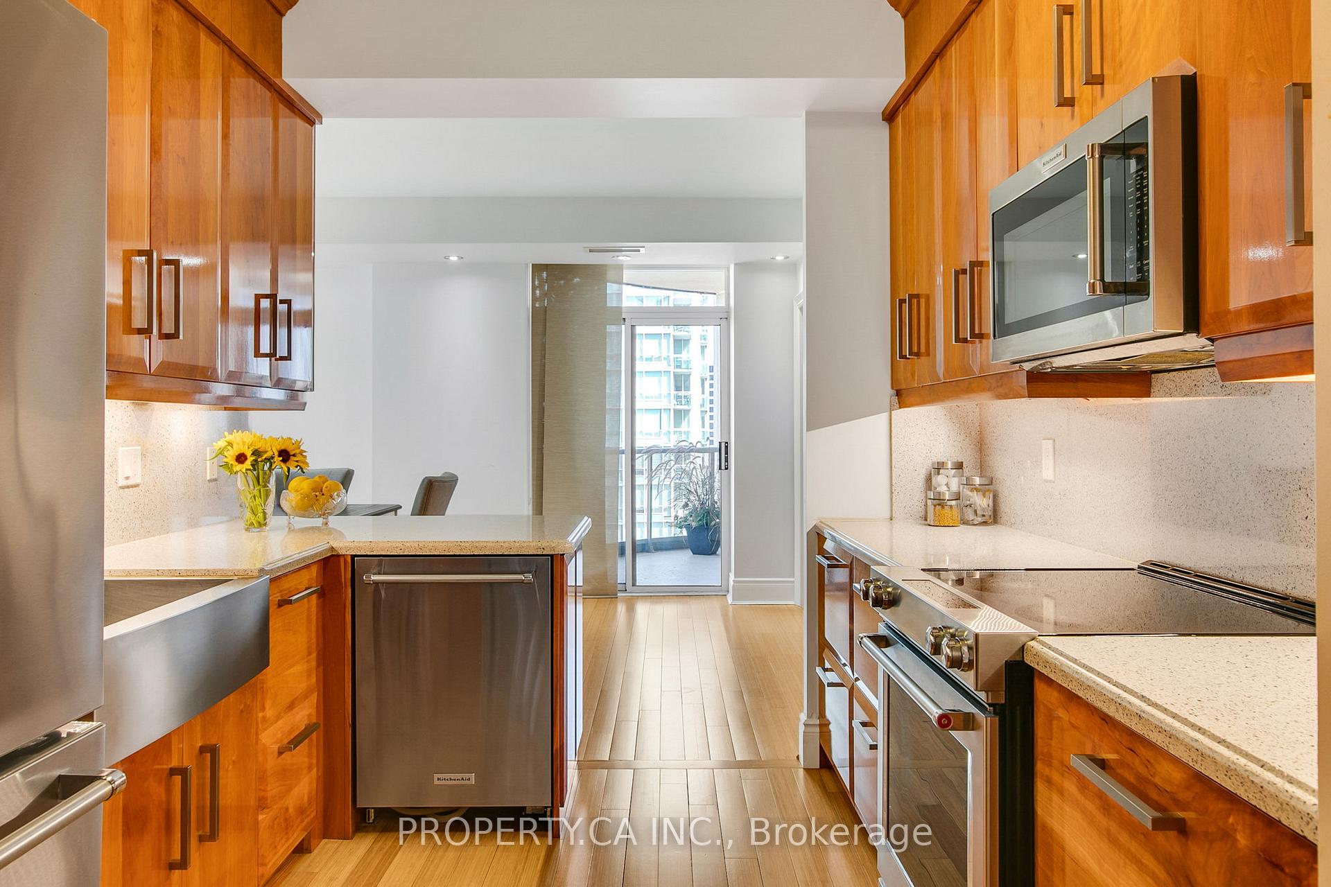 3880 Duke Of York Boulevard 2804