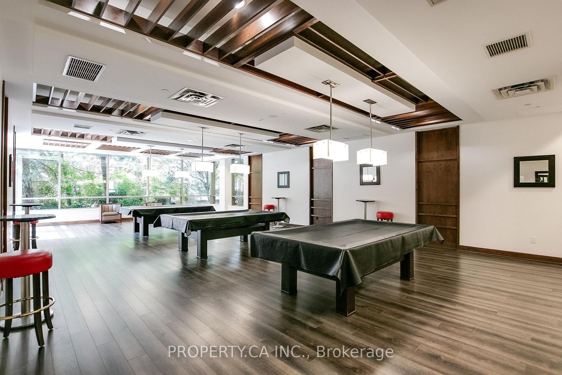 3880 Duke Of York Boulevard 2804