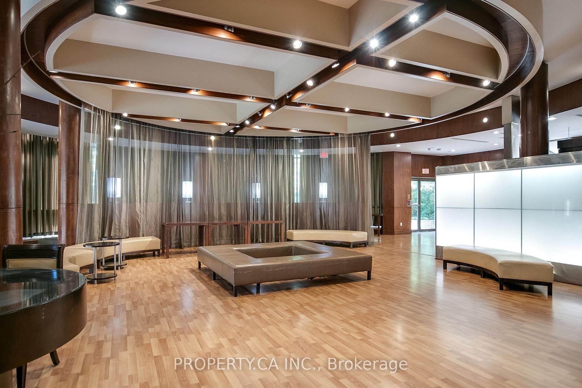 3880 Duke Of York Boulevard 2804