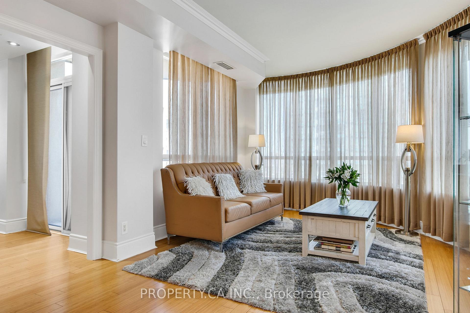 3880 Duke Of York Boulevard 2804