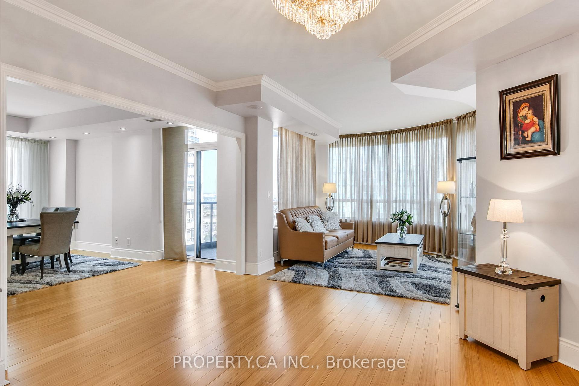 3880 Duke Of York Boulevard 2804