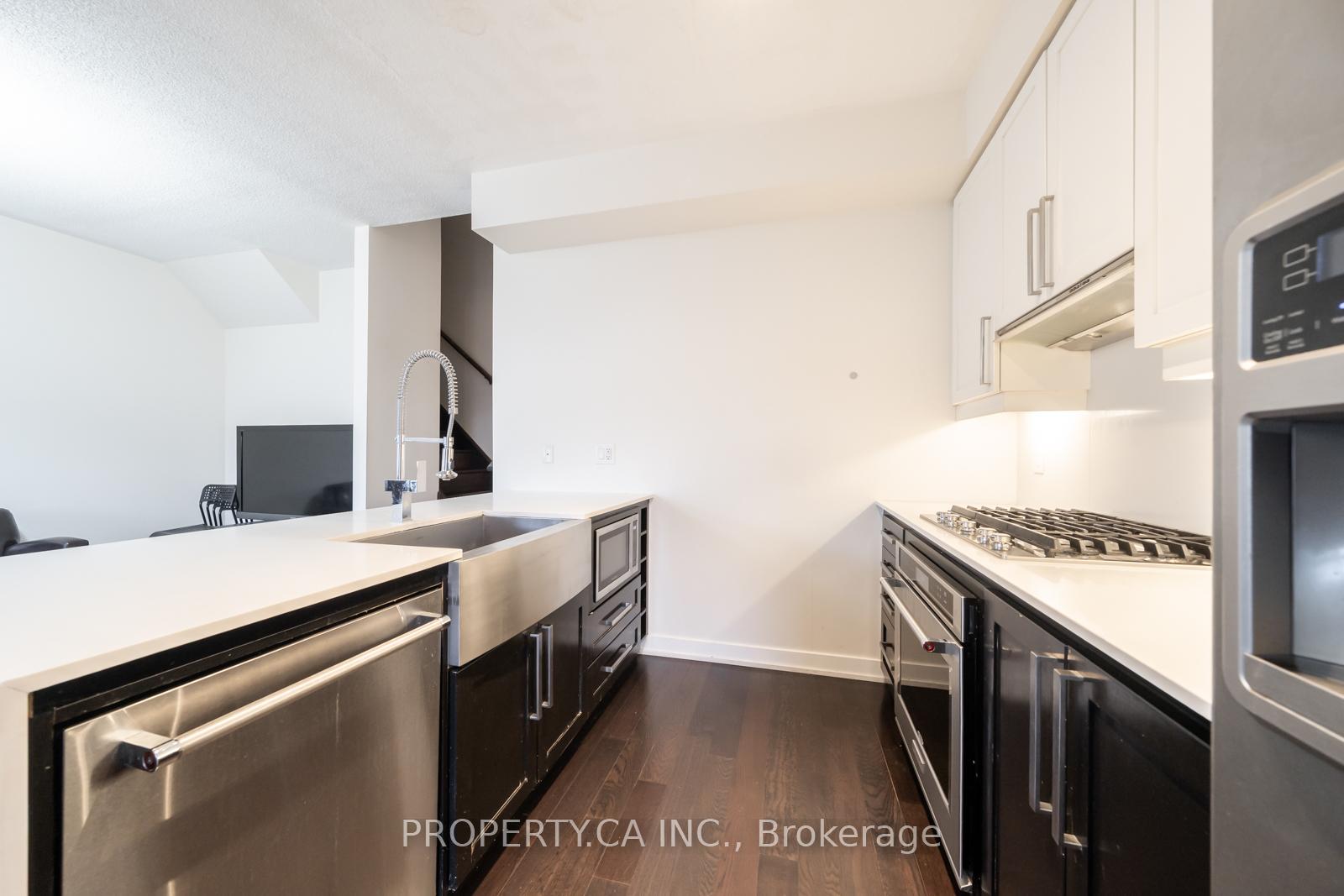 4030 Parkside Village Drive 11