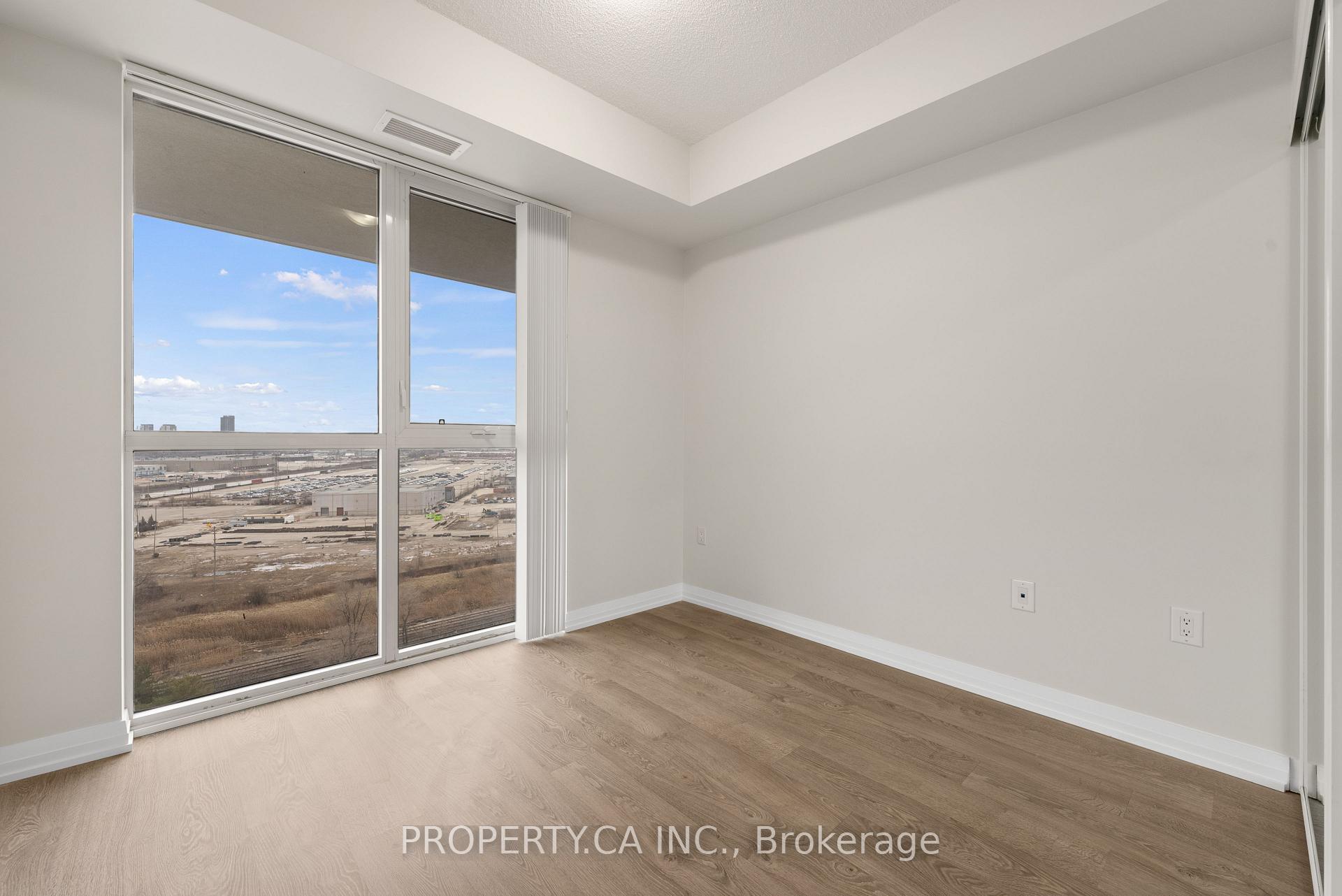 50 Thomas Riley Road 1002