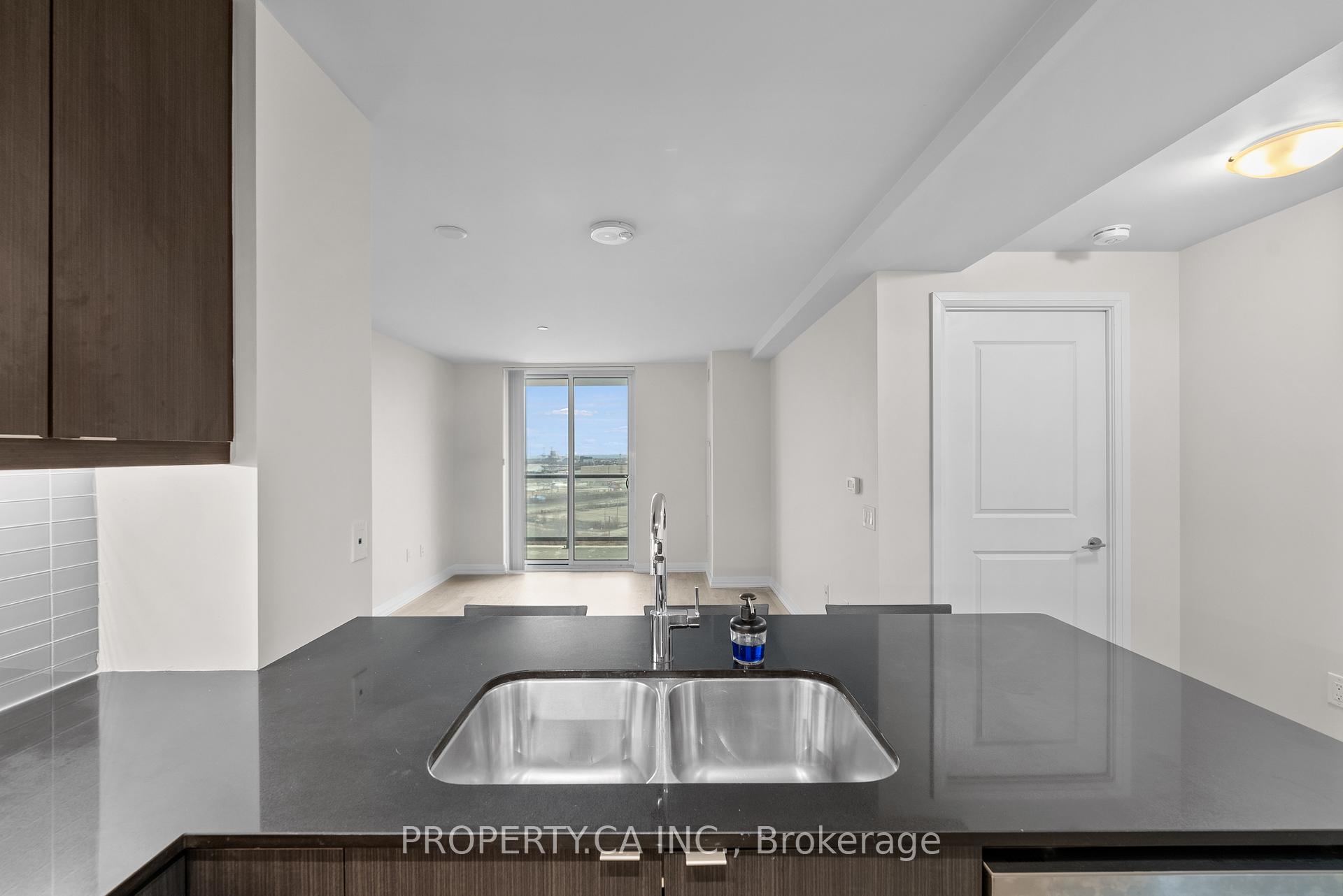 50 Thomas Riley Road 1002