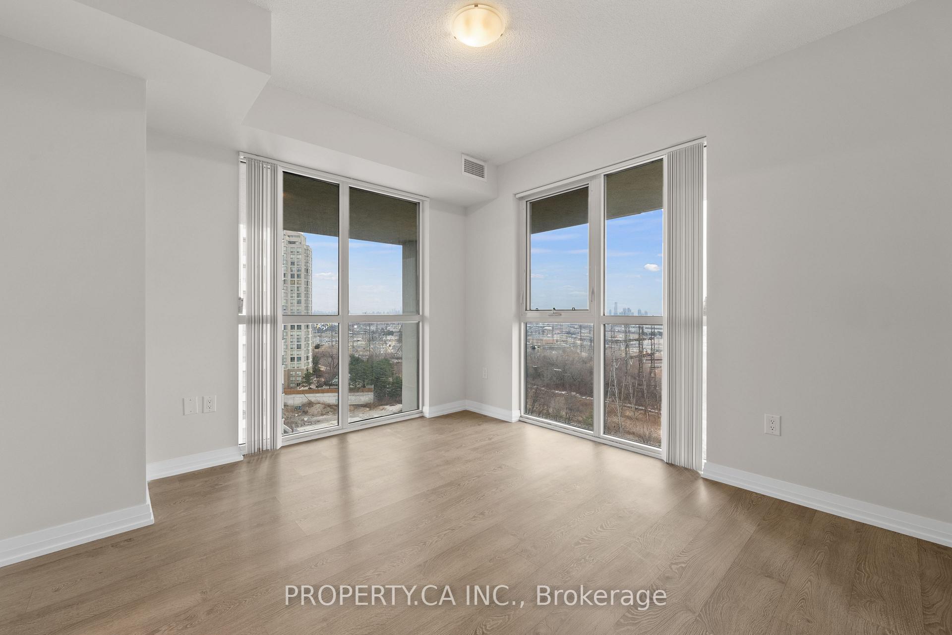 50 Thomas Riley Road 1002