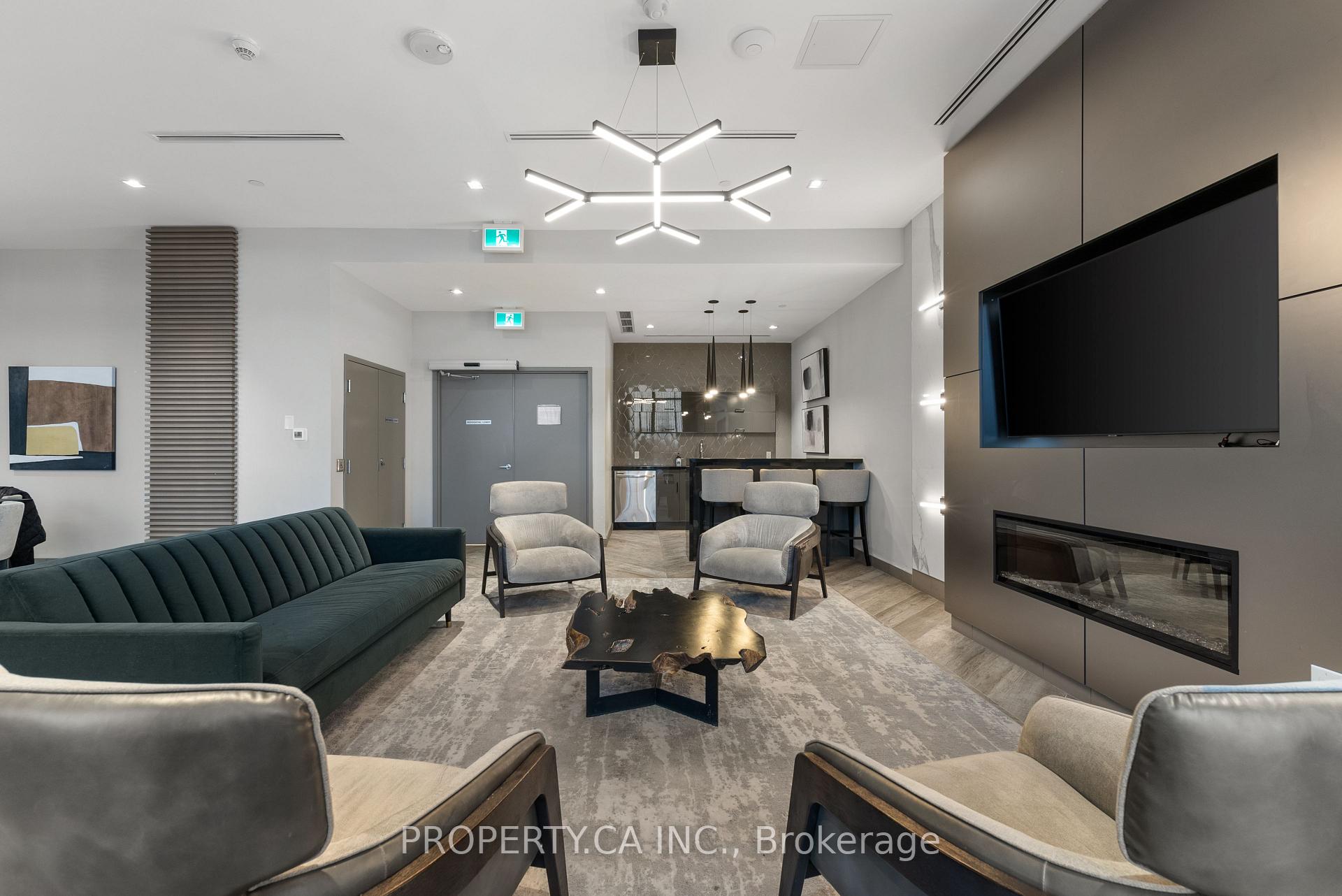 50 Thomas Riley Road 1002