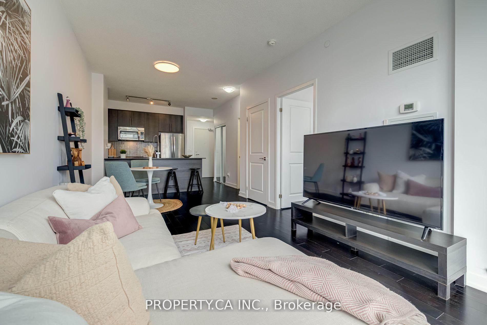 510 Curran Place E 1408