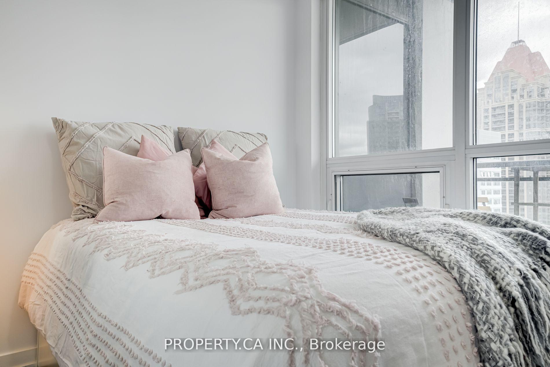 510 Curran Place E 1408