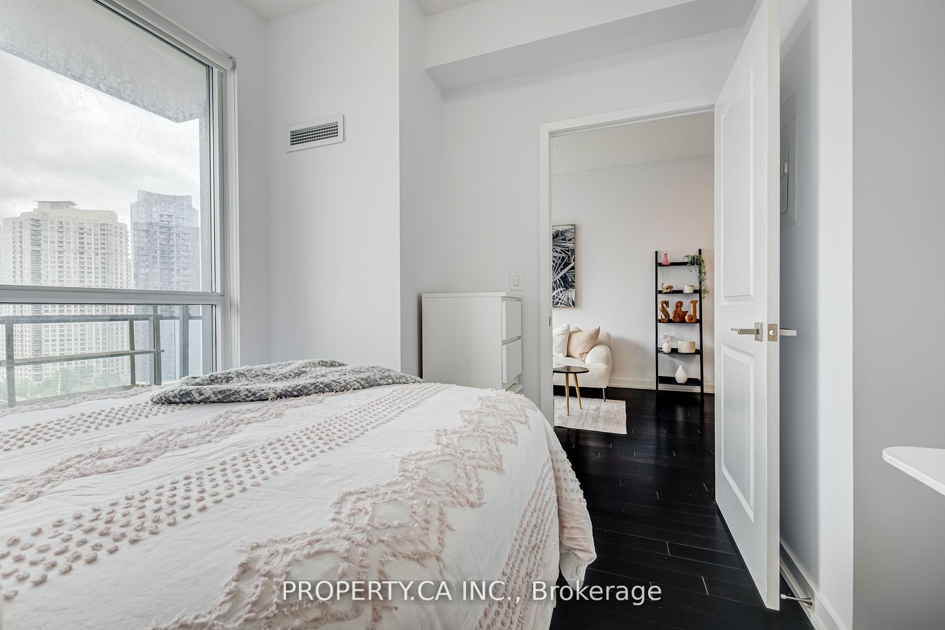 510 Curran Place E 1408