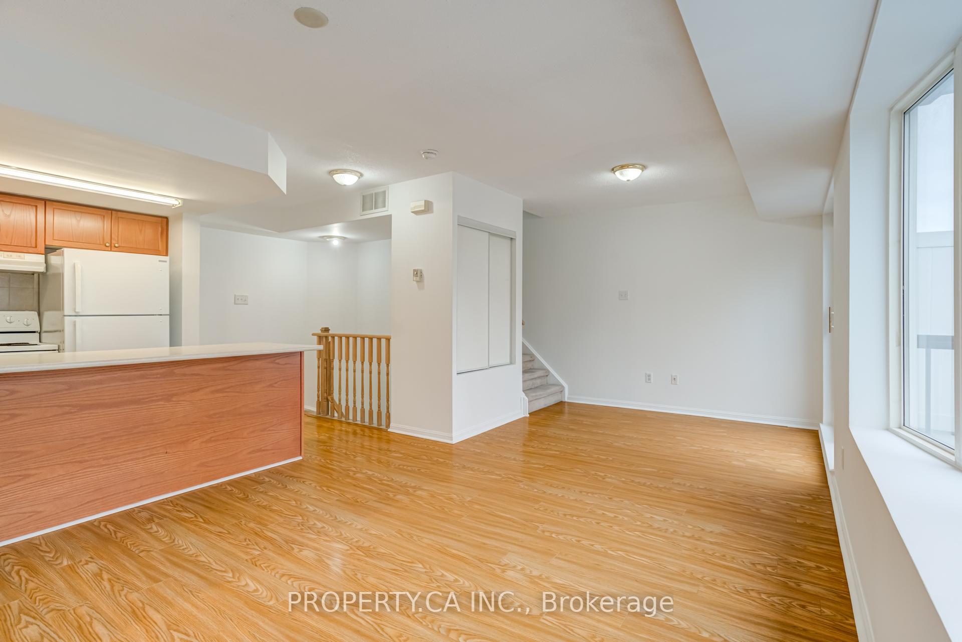 65 George Appleton Way E 2083