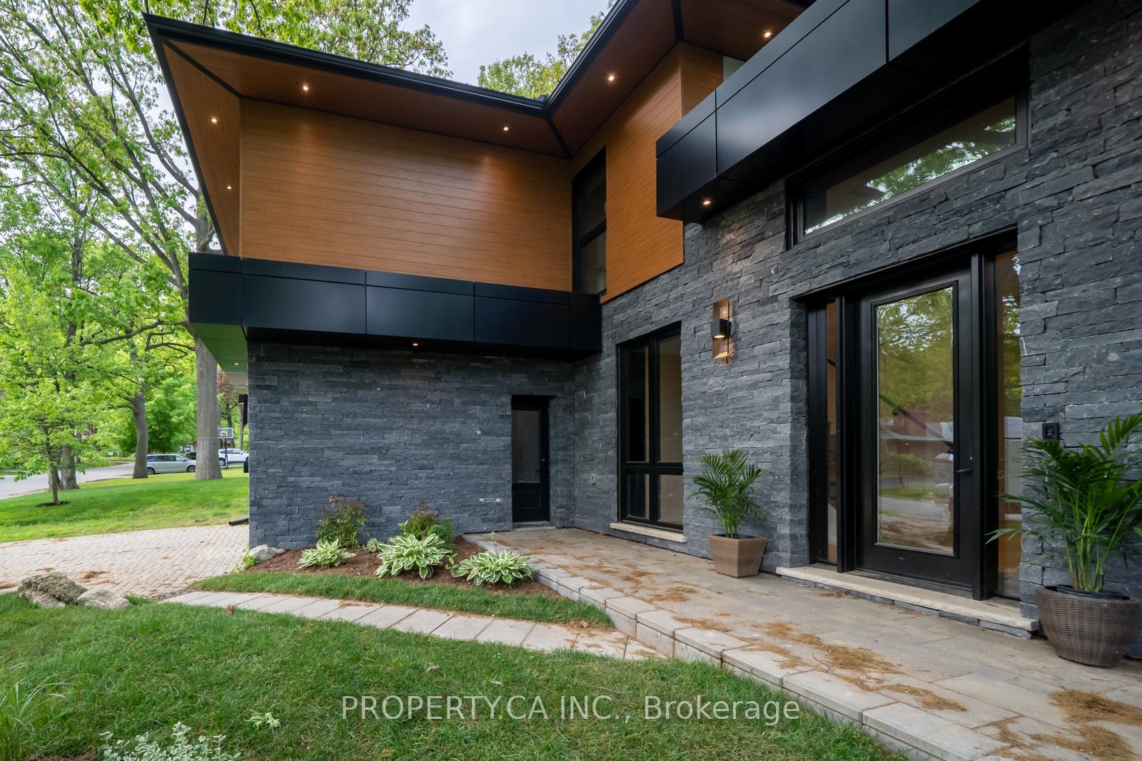 58 Farningham Crescent