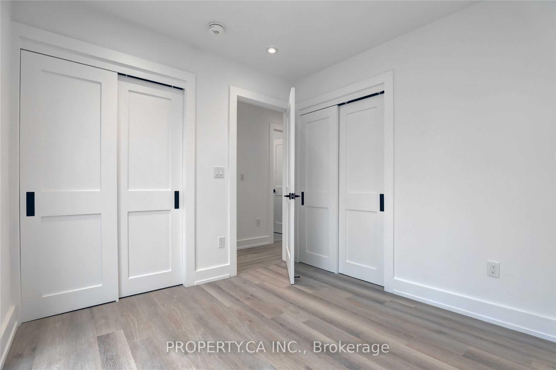 53 Eversfield Road Laneway