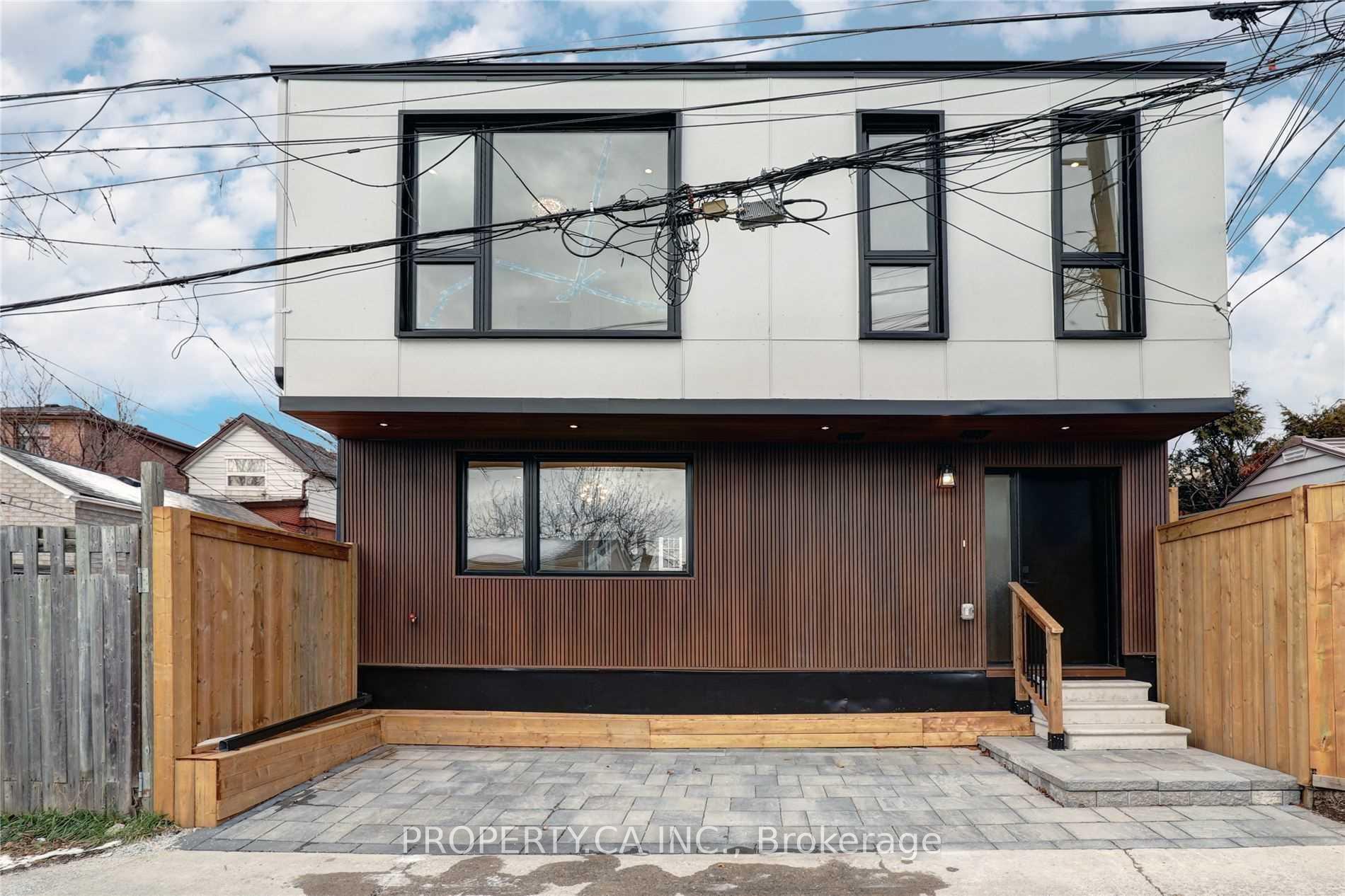 53 Eversfield Road Laneway