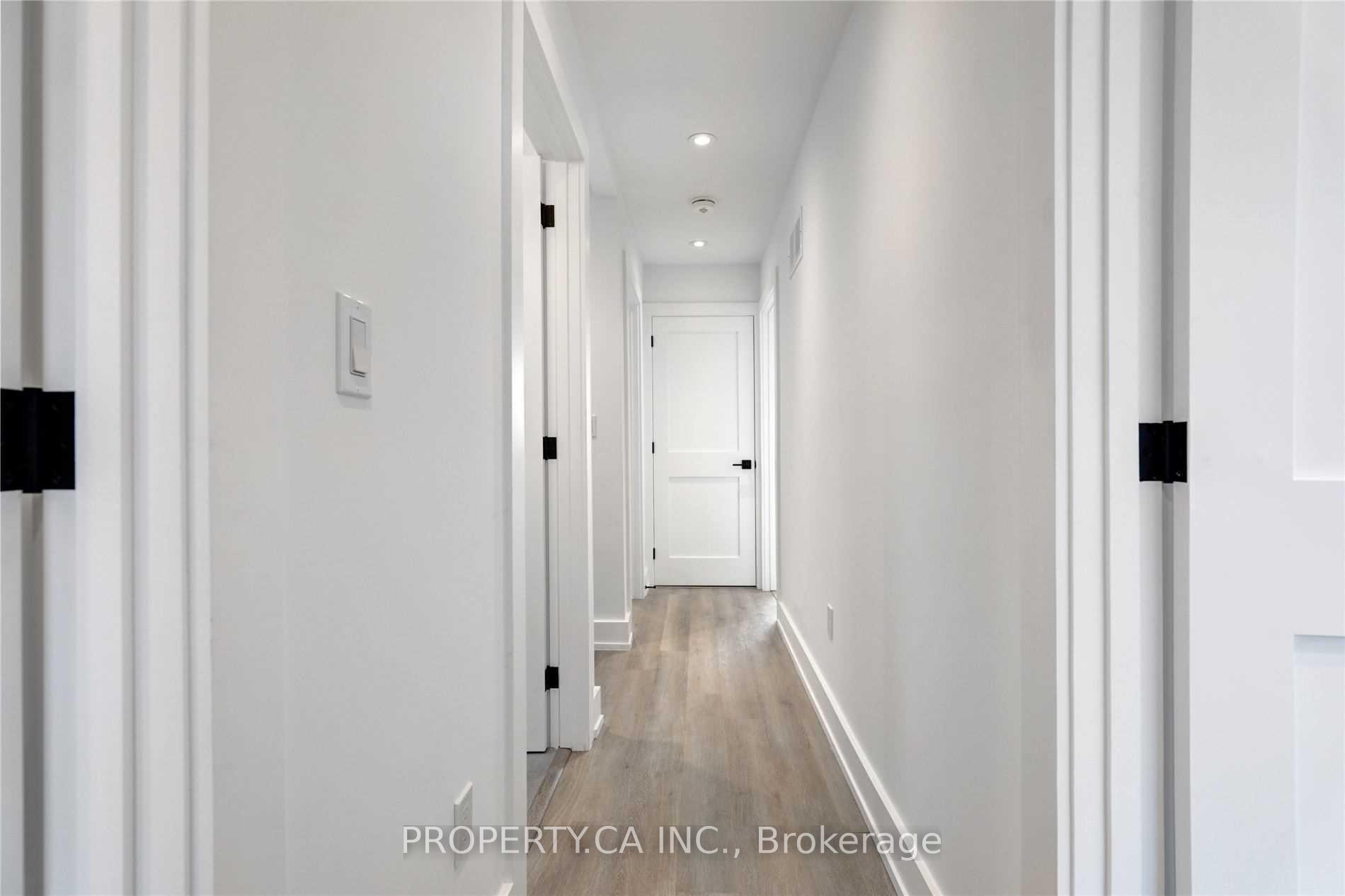 53 Eversfield Road Laneway