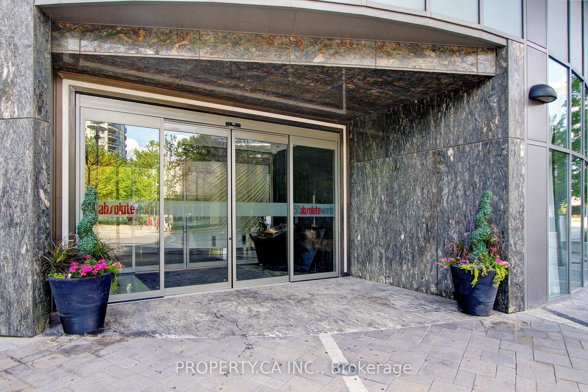 50 Absolute Avenue 4008