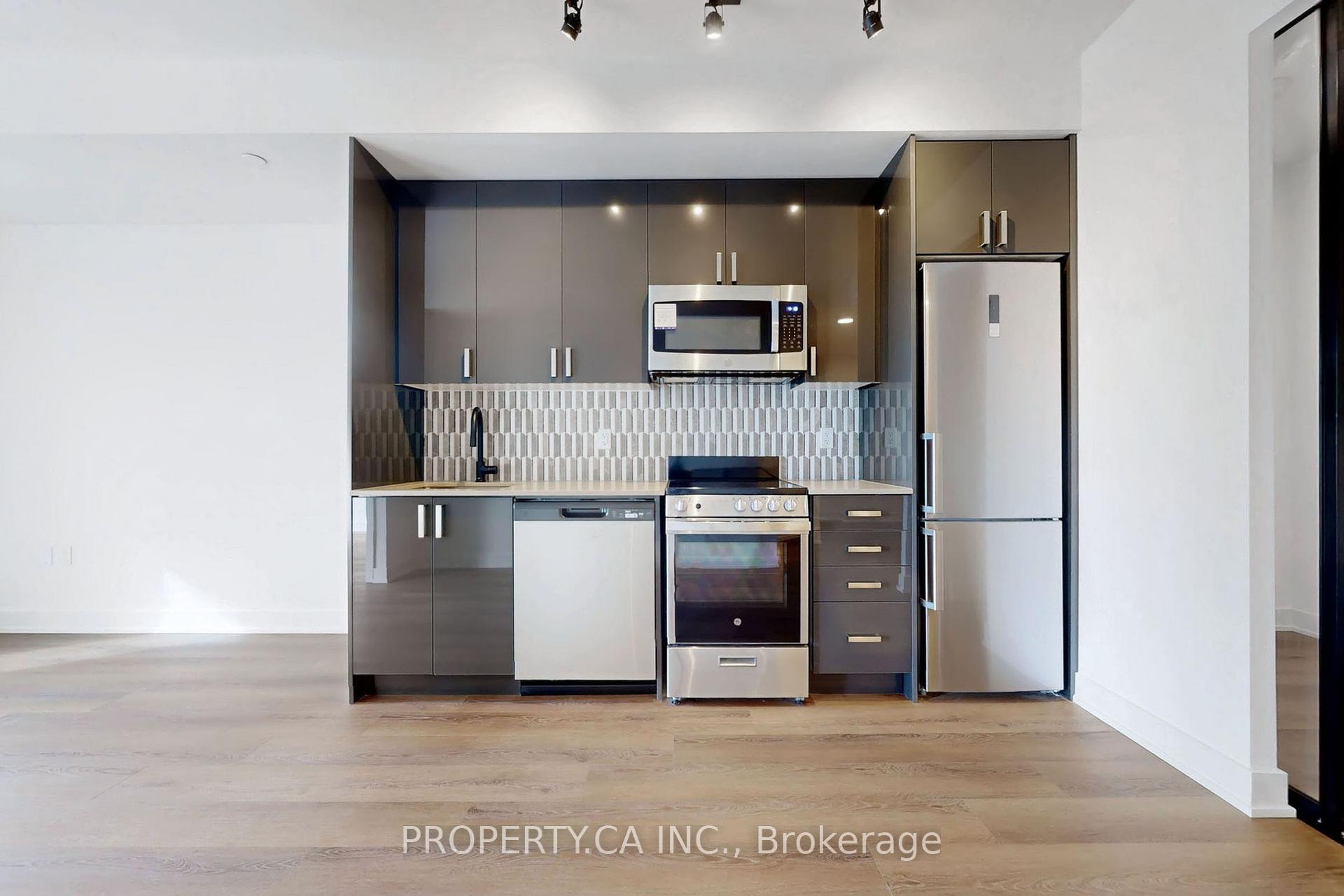 758 Dovercourt Road W 505