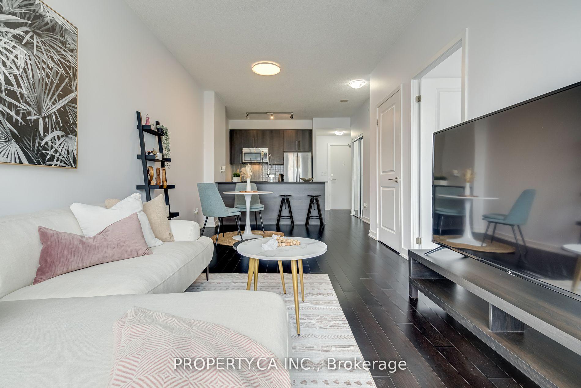 510 Curran Place E 1408